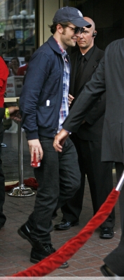 normal_leave_theater_001