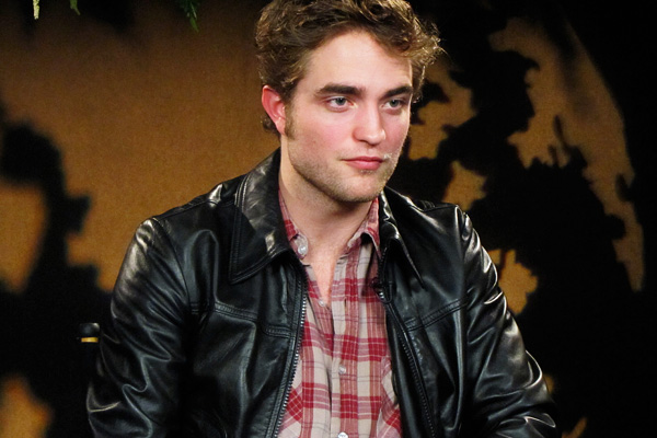 02_robert_pattinson