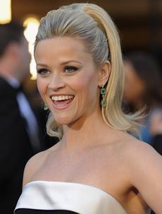 Reese Witherspoonx-inset-community