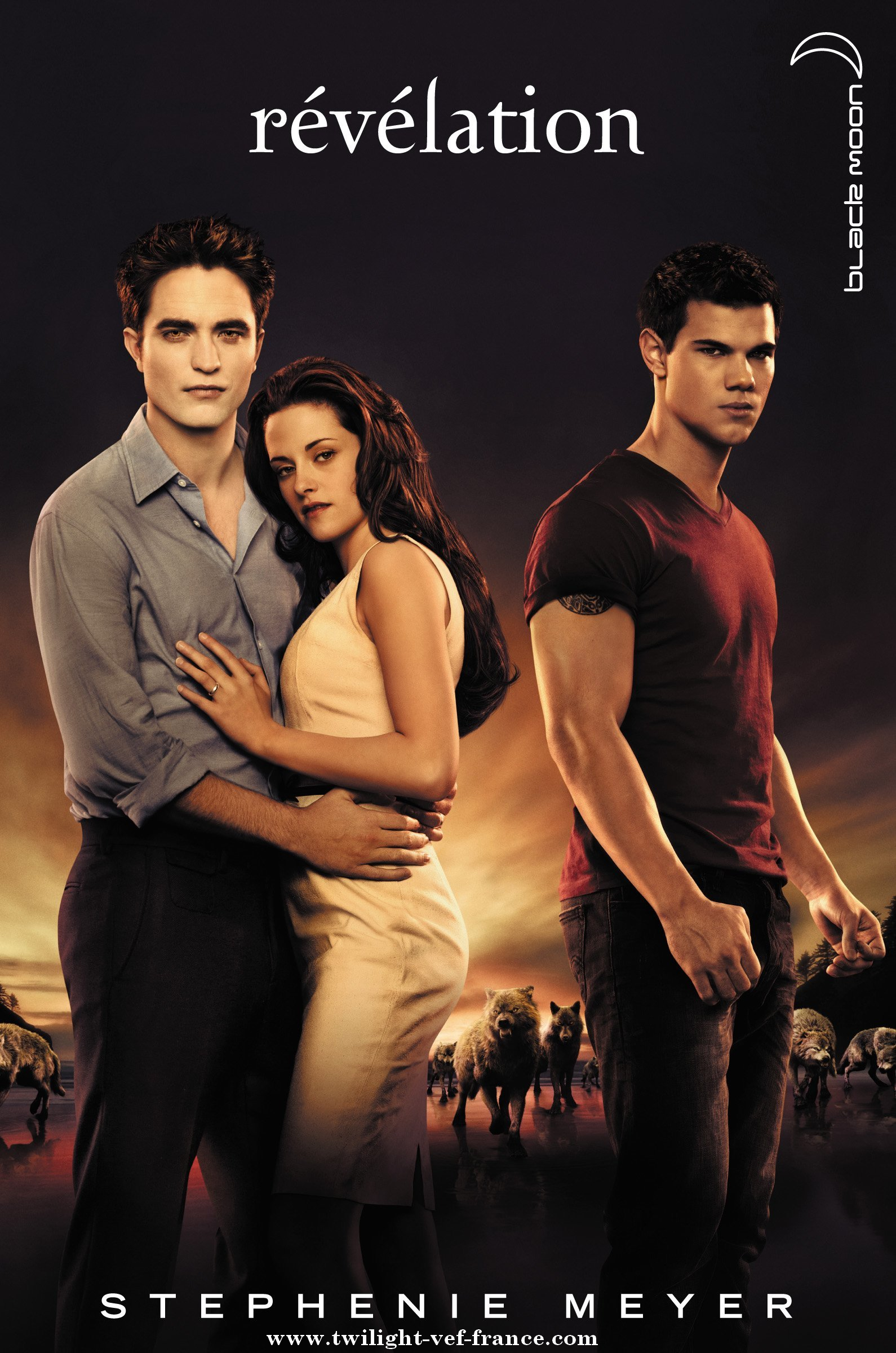 Картер бёруэлл альбом сумерки. Twilight breaking dawn part 1. Twilight breaking 2 down poster 2011. Twilight breaking dawn part 1. Twilight breaking dawn part 2 posters.