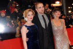redcarpetberlinpattinsonlife2012 (36)