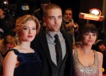 redcarpetberlinpattinsonlife2012 (38)