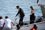 ROBERT PATTINSON steigt in Cannes aus einer&nbsp;Yacht