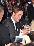 PATTINSONLIFECOSMOBERLINPREM2012 (49)