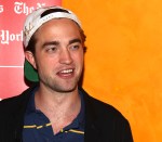 PATTINSONLIFETIMESTALKCOSMONYC (1)