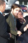 pattinsonlifesydney10222012-9 (6)