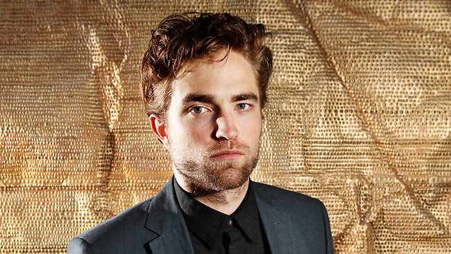 708388-robert-pattinson-hit