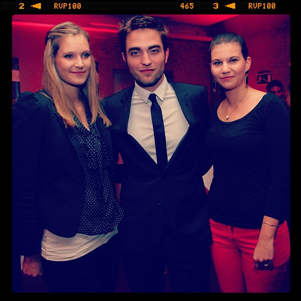 827c9cee90ce11e282e122000a1f9aae_7