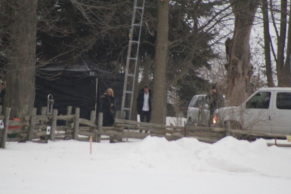 Susies-Life-Set-Pics-17