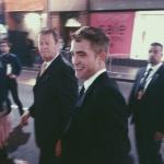 BplEL1SCAAAj4mA.jpg-large