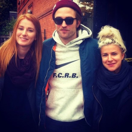 10723900_836943303023646_1233172063_n