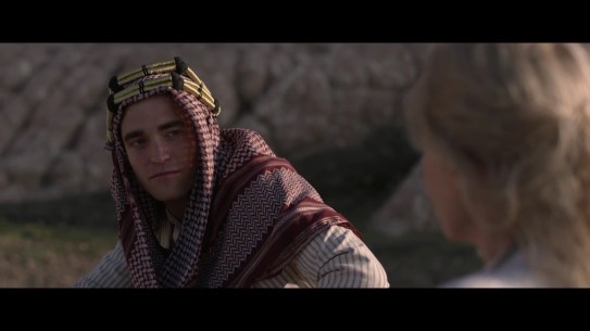 Exklusiv_ KÖNIGIN DER WÜSTE _ Trailer & Filmclip [HD] - YouTube (1080p).mp4_20150827_171503.993