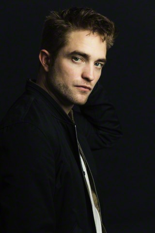 PATTINSONLIFE1401-02 (2)