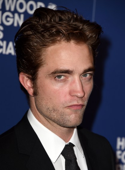 pattinsonlife081414-5-1