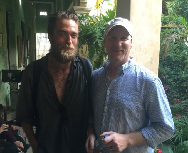 MV5BMjQyNDA5OTYzM15BMl5BanBnXkFtZTgwNzQ0MjI1NzE@._V1_SX640_SY720_